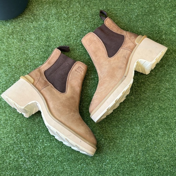 Sorel Hi-Line Heel Chelsea boots size 7.5 - Picture 8 of 11